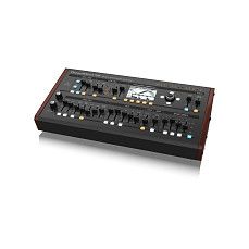Аналоговый синтезатор Clavia Nord Lead 2X
